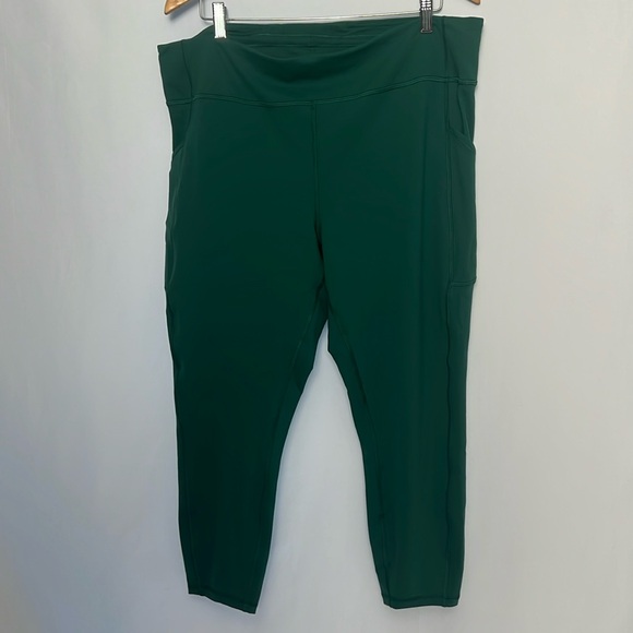 NWOT / Lululemon Invigorate High-Rise Tight 25" - Picture 6 of 10